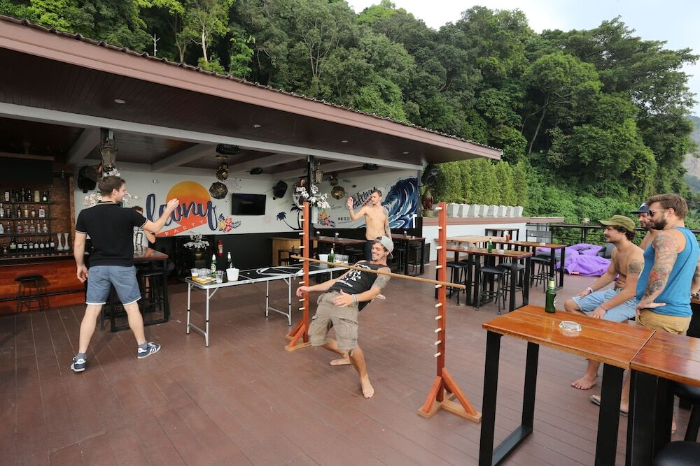 Balcony Party Hostel - Adult Only +18 Ao Nang Esterno foto